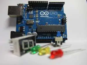 arduino uno r3 300x225 - pensando.it - tecnologia, marketing e tante idee per il web