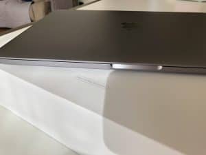 IMG 5893 300x225 - I migliori siti dove comprare macbook ricondizionati