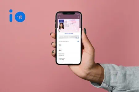 IT WALLET 450x299 - IT Wallet: Una Nuova Era per i Documenti Digitali in Italia
